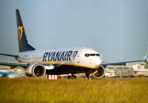 Ryanair uruchamia nowe połączenia z Warszawy. I z Chopina, i z Modlina