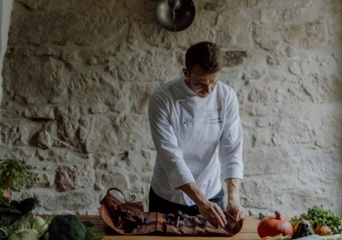 Lokalne smaki, międzynarodowe wyróżnienie. Restauracja Polanka zdobyła dwie czapki Gault & Millau