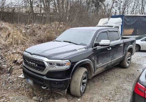 Zgłosili kradzieże dwóch RAM-ów wartych 700 tys. zł. Wszystko sfingowali, zatrzymanych pięć osób