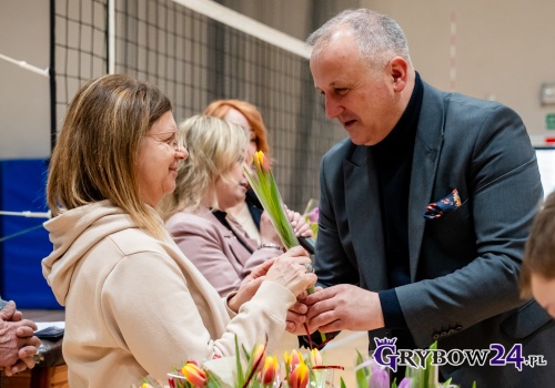 Siatkarskie święto kobiet i mężczyzn w Grybowie