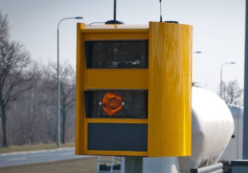 Nie zapłacisz mandatu z fotoradaru, stracisz dowód rejestracyjny. Jest projekt rządu