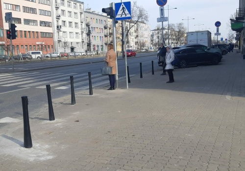 Wypadek na Grochowskiej. Miało być bezpieczniej, ale na razie nic się nie zmieniło