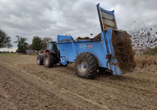 Jest sporo drożej. Ceny usług rolniczych wiosna 2026