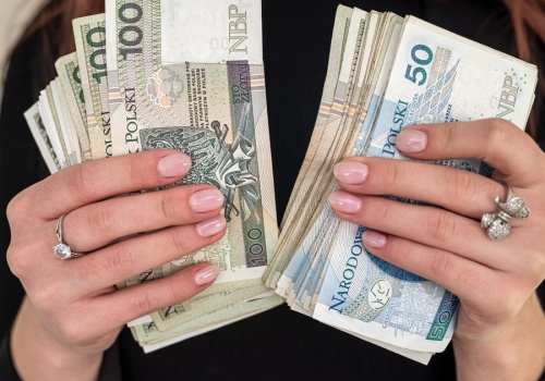 Kredyt hipoteczny czy gotówkowy? Tłumaczymy od A do Z