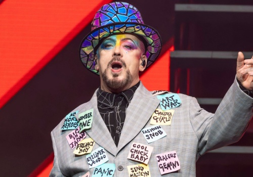 Boy George tworzy muzykę z pomocą AI. 