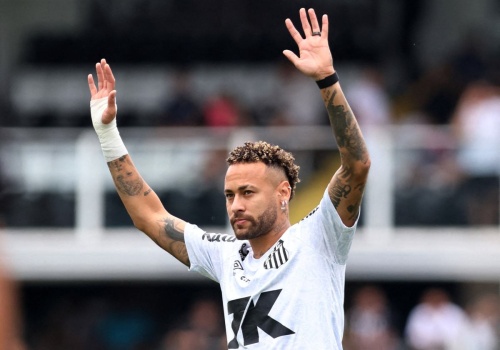 Neymar odpowiedział krytykom. 