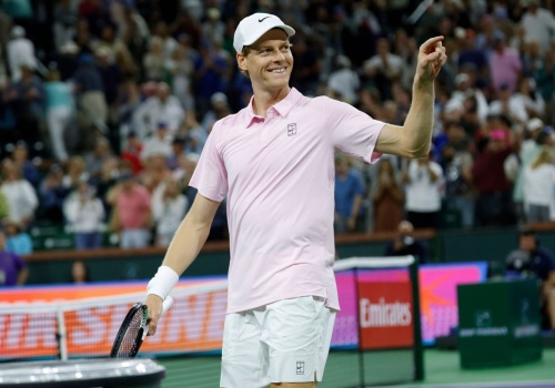 Jannik Sinner przetrzymał napór wielkiego talentu. Rekordowe zwycięstwo Włocha