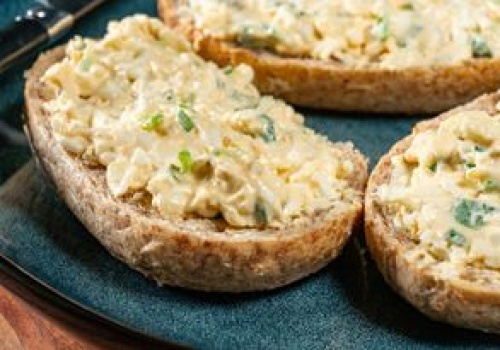 Tę pyszną i lekką pastę robię w 5 minut. Syci, bo ma dużo zdrowych tłuszczów oraz białka