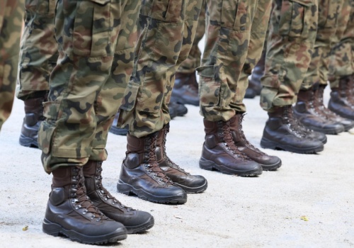 Studia z pensją 6,5 tys. zł. Wojsko szuka chętnych