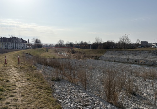 Centrum Wolontariatu poszukuje chętnych do uprzątnięcia brzegów rzeki Kamiennej