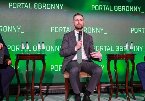 MON: Cyberbezpieczeństwo i walka z dezinformacją w centrum debaty o odporności państwa