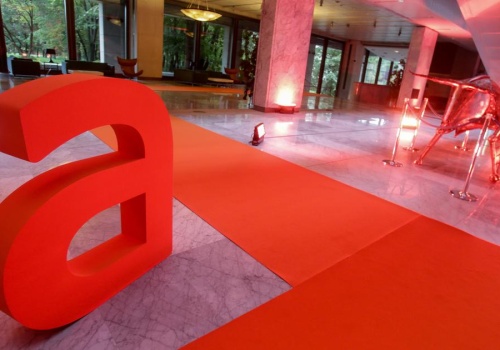 Rada dyrektorów Allegro rekomenduje skup akcji za 1,6 mld zł