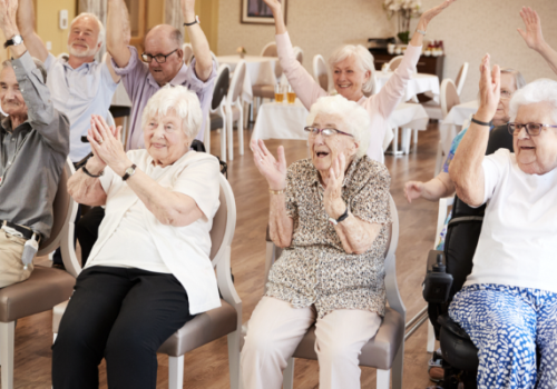 Chcą zrównać wiek emerytalny kobiet i mężczyzn... Przed wyborami nie ma opcji