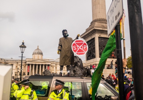 Mit rasizmu w Polsce. W Niemczech dyskryminacja obcokrajowców jest większa niż u nas