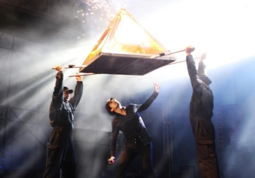 W maju okazja do obejrzenia lewitacji i przechodzenia przez materię. Maciej Pol w ChCK