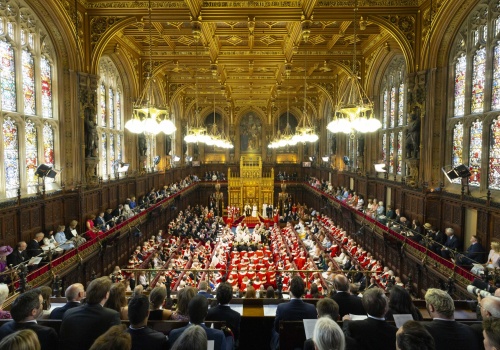 Uderzenie w arystokratów. Koniec z wielowiekową tradycją