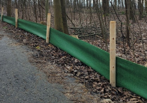 W Krakowie stanęły specjalne bariery i pułapki