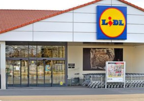 Lidl płaci prawie 6 tys. miesięcznie. Ale jest górny limit wieku