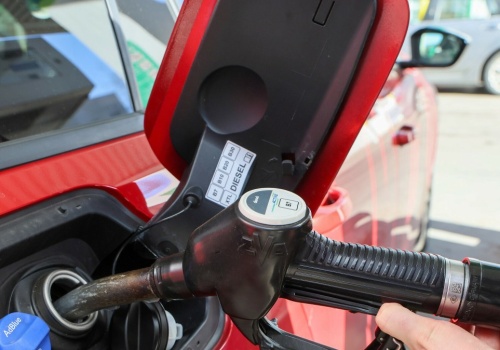 Ceny ropy znów szybują. Iran straszy, że dojdą do 200 dolarów za baryłkę