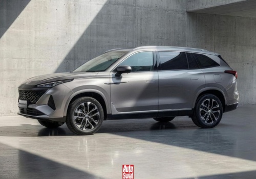 MG S9 wjeżdża do Europy. Wielki 7-osobowy SUV z Chin w cenie kompaktowego z Europy