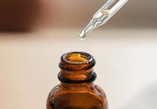 Zalety srebra koloidalnego — potężna broń natury przeciwko superbakteriom