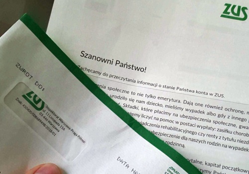 Umowy o dzieło znikają z rynku. Nowe dane ZUS pokazują wyraźny trend