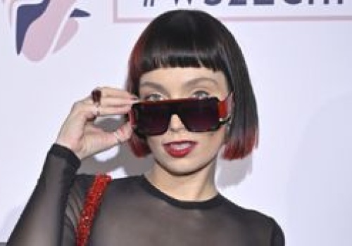 Mery Spolsky pręży odchudzoną sylwetkę w skąpym bikini. 