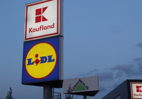 Najbogatszy Niemiec stoi za Lidlem i Kauflandem