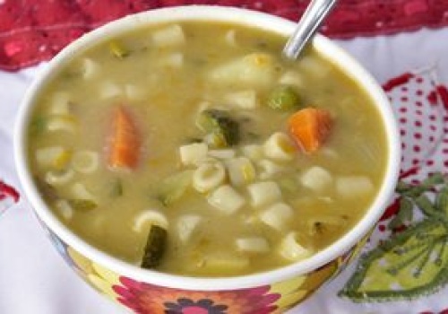 Ani ziemniaki, ani ryż. Do zupy ogórkowej wrzucam inny dodatek i każdy prosi o dokładkę