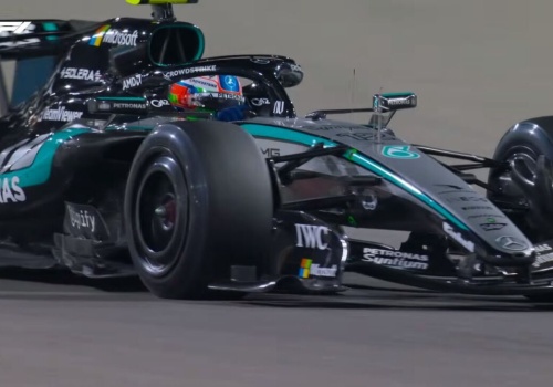 George Russell zgarnął PP do sprintu w Chinach. Kimi drugi