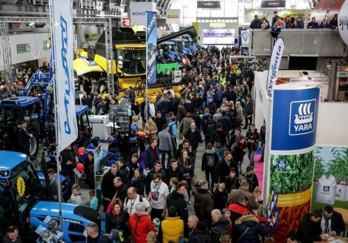 Od potężnych ciągników po kompaktowe ładowarki. Hity Agrotech 2026