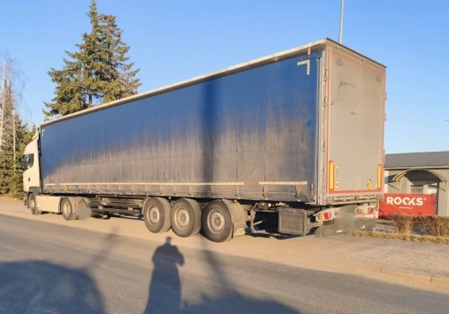 Mistrzowie Parkowania - kiedy nie ma miejsc, stają gdziekolwiek