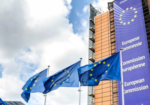 Komisja Europejska reaguje na decyzję Nawrockiego ws. SAFE