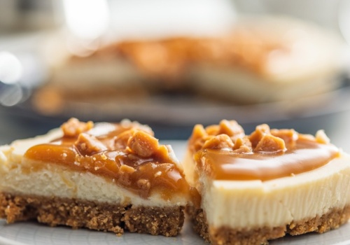 Zrobiłam raz i rodzina oszalała. Ten sernik bez pieczenia to prawdziwy hit