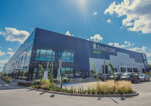 Nowy najem magazynu w Małopolsce. Producent kart wybrał obiekt pod Krakowem