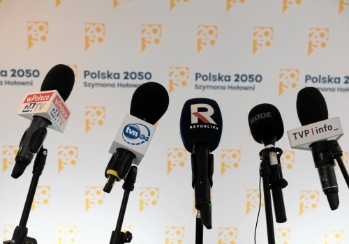 Prokuratura przyjrzała się kampaniom Polski 2050. Efekt? Zarzuty dla trzech osób