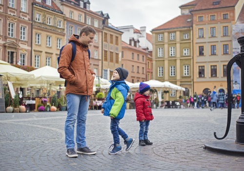 Kolejne ograniczenia w 800 plus - bez pieniędzy dla rodziców? W Sejmie już zdecydowali