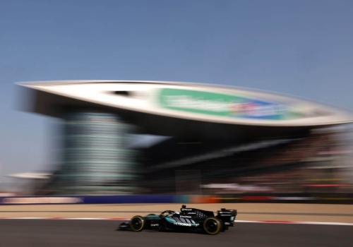 Russell najszybszy w kwalifikacjach do sprintu w Chinach w 2026 roku