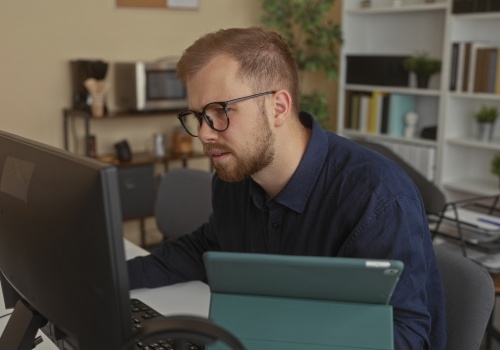 Jedno okienko i pełna cyfryzacja. Zakładanie firm stanie się prostsze