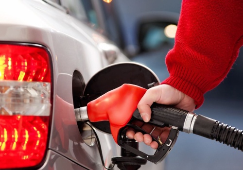 Kierowcy mogą się mocno zdziwić przy dystrybutorach. Lepiej zatankować już teraz