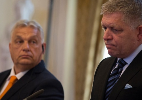 Węgry i Słowacja znów blokują sankcję na Rosję. Kluczowe są nazwiska z 