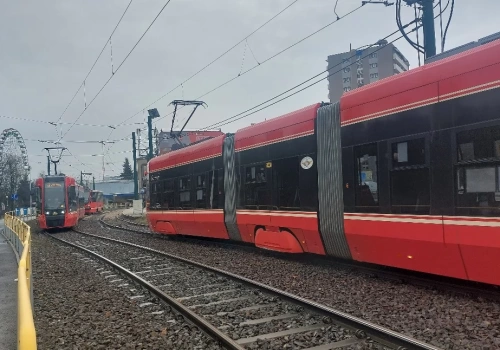 W weekend brak dojazdu tramwajem do Parku Śląskiego. Między Katowicami a Chorzowem będą jeździły autobusy