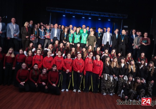 Sportowe nagrody rozdane. Przyznano też specjalne wyróżnienia dla mecenasa świdnickiego sportu, za imprezę roku oraz „serce dla sportu”