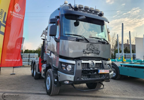 Renault K520 6×6 wypełnione wyposażeniem po brzegi – wyjątkowy „leśnik” na Podlasiu