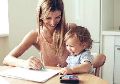 800 plus to nie wszystko. Nie każdy wie, ze rodzicom przysługuje dodatkowe 1500 zł
