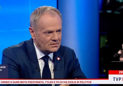 Tusk o wecie Nawrockiego: Kaczyński poprowadził prezydenta jak za rączkę