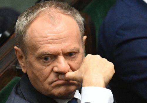 Po histerii wokół weta Tusk sięgnął po straszenie w neo-TVP