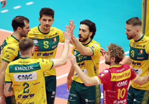 Popis siatkarzy Aluronu w hicie PlusLigi! Mistrzowie Polski rozbici we własnej hali