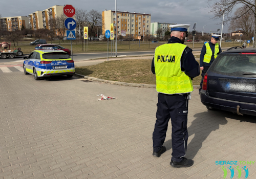 „Patrz i słuchaj” oraz „Łapki na kierownicę”. Policyjne działania na drogach powiatu sieradzkiego
