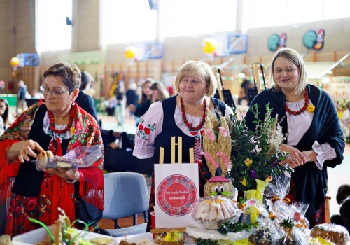 Od świątecznych pyszności po warsztaty i występy. Zbliża się wielkanocny kiermasz w Żarowie